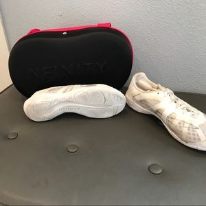 Infinity cheer shoes size 6.5